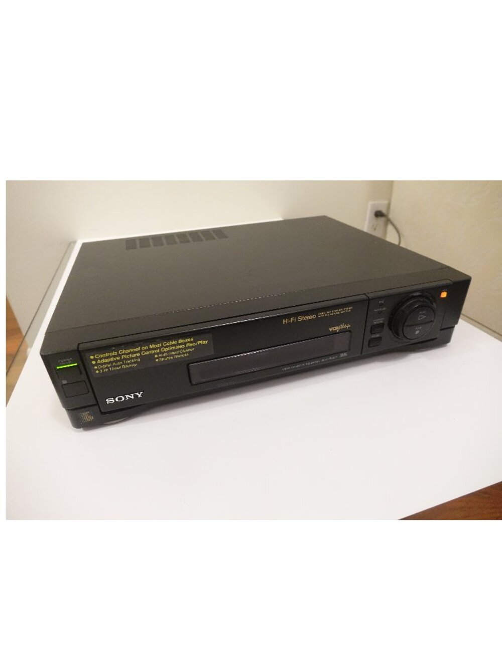 Sony SLV-750HF 4-Head Stereo Hi-Fi VHS VCR Player Recorder